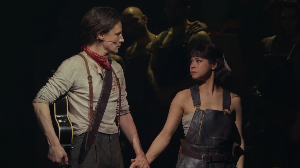 ‘Hadestown’ переносить бродвейський підземний світ на великий екран: актори та творець Анаіс Мітчелл про спільну роботу над кінопроектом